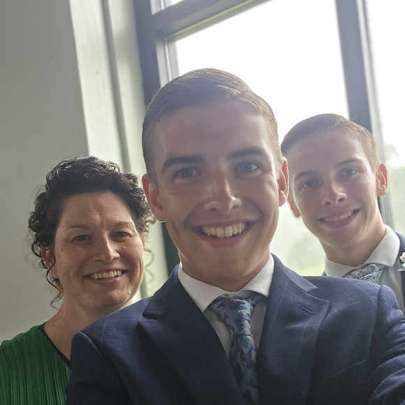 Meet your Posher, Rebekah - Picture 4 of 8